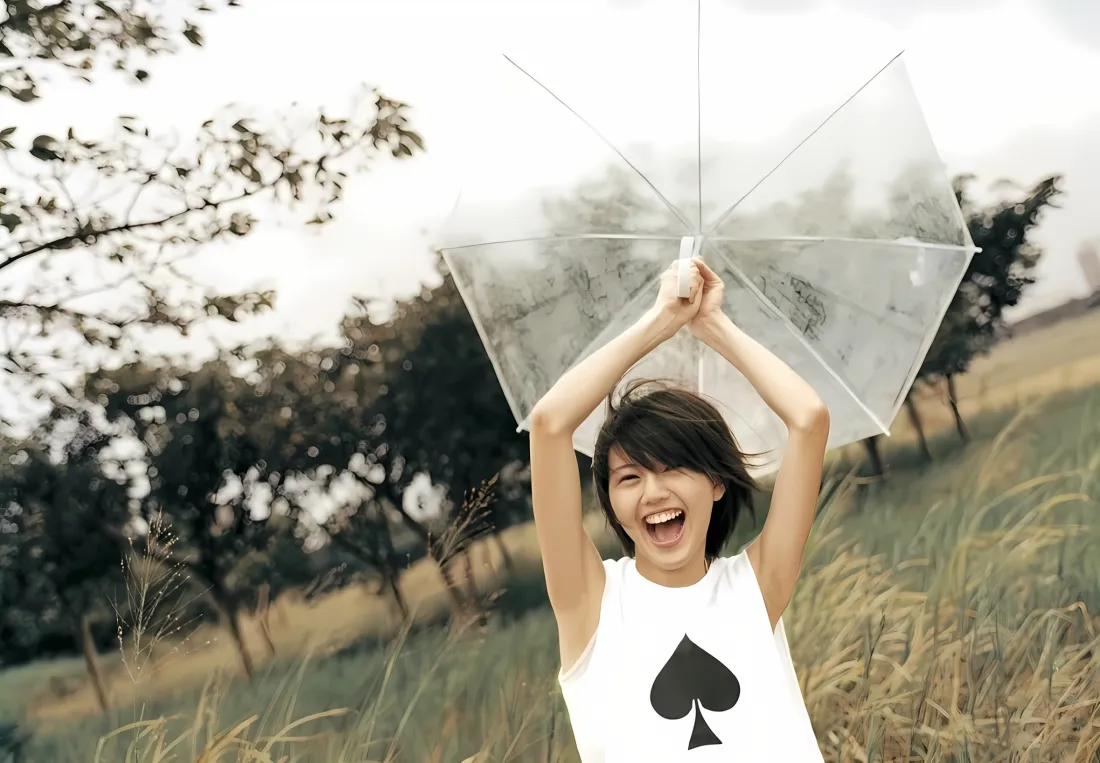 2k孙燕姿壁纸｜户外背景图片 - 清新树林「哲风壁纸」