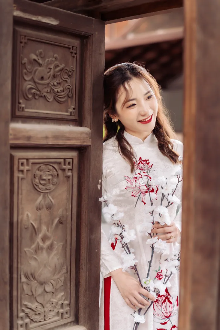 古风旗袍手机壁纸｜国风背景图片 - 温婉女子「哲风壁纸」