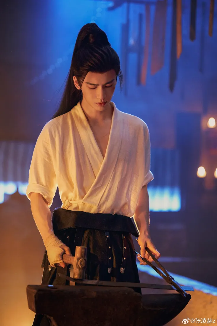 张凌赫手机壁纸｜古风背景图片 - 古装美男「哲风壁纸」