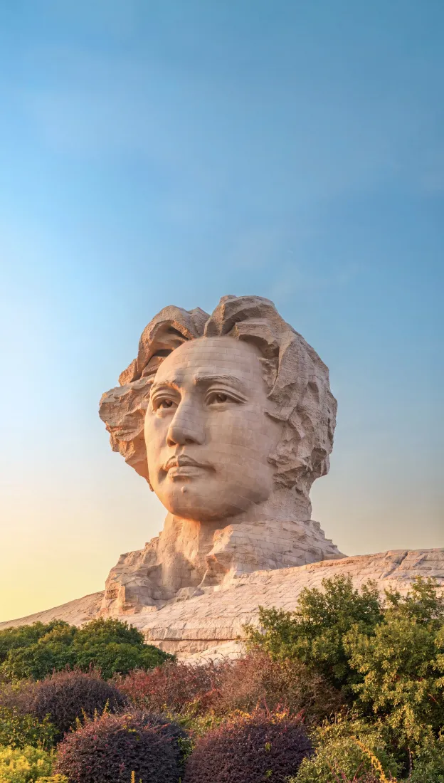 毛主席手机壁纸｜橘子洲头背景图片 - 青年雕塑「哲风壁纸」