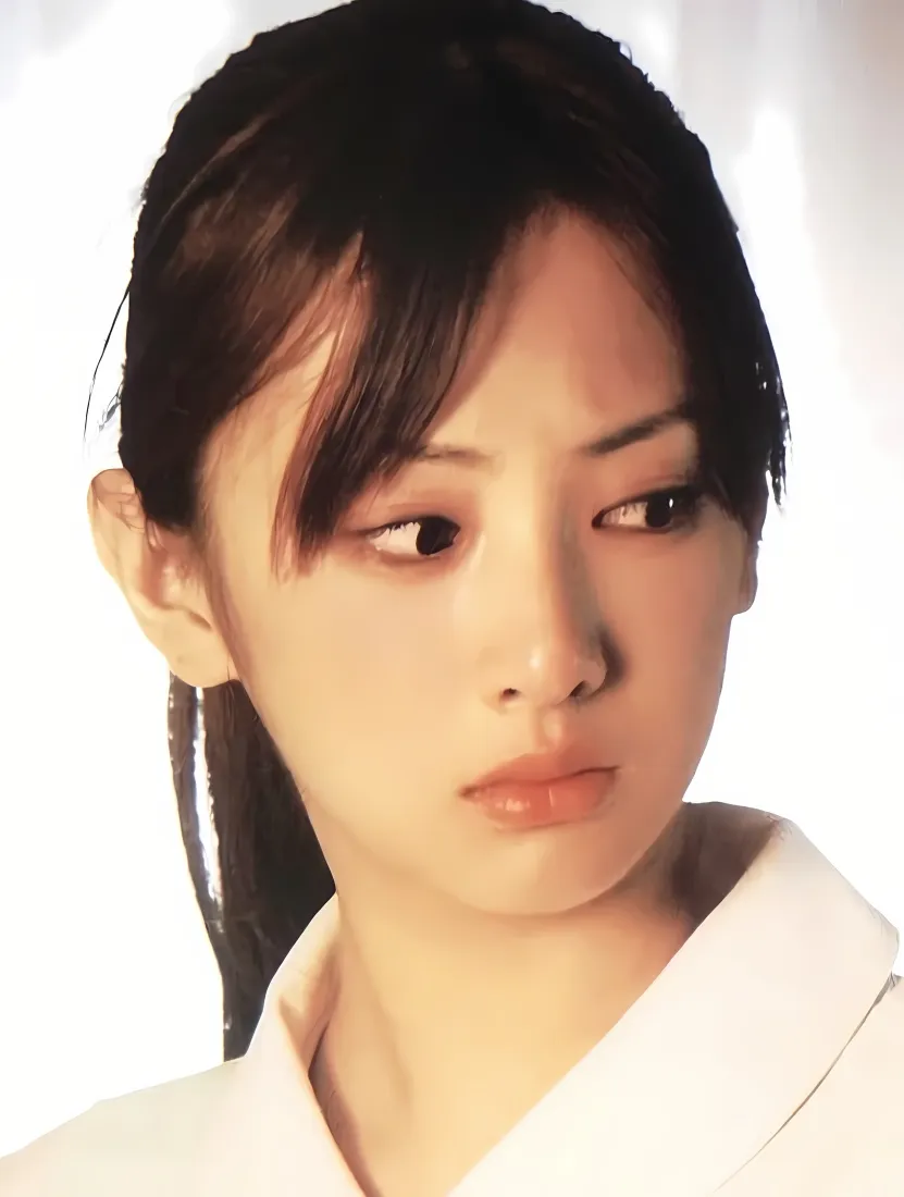 北川景子手机壁纸｜清纯背景图片 - 马尾白衣美女「哲风壁纸」