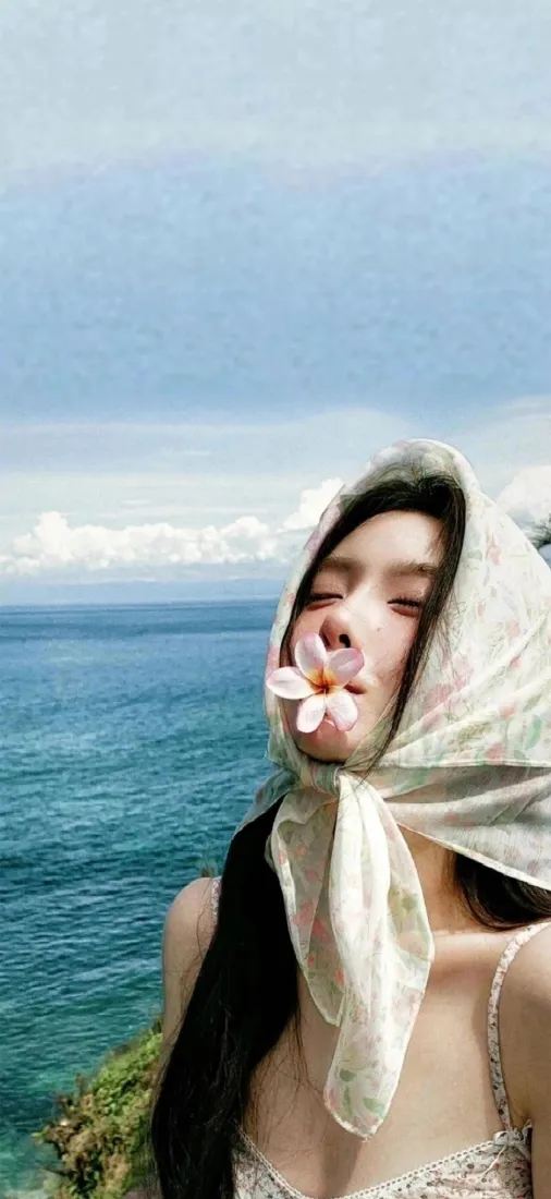清新美女手机壁纸｜海边背景图片 - 氛围感旅拍「哲风壁纸」
