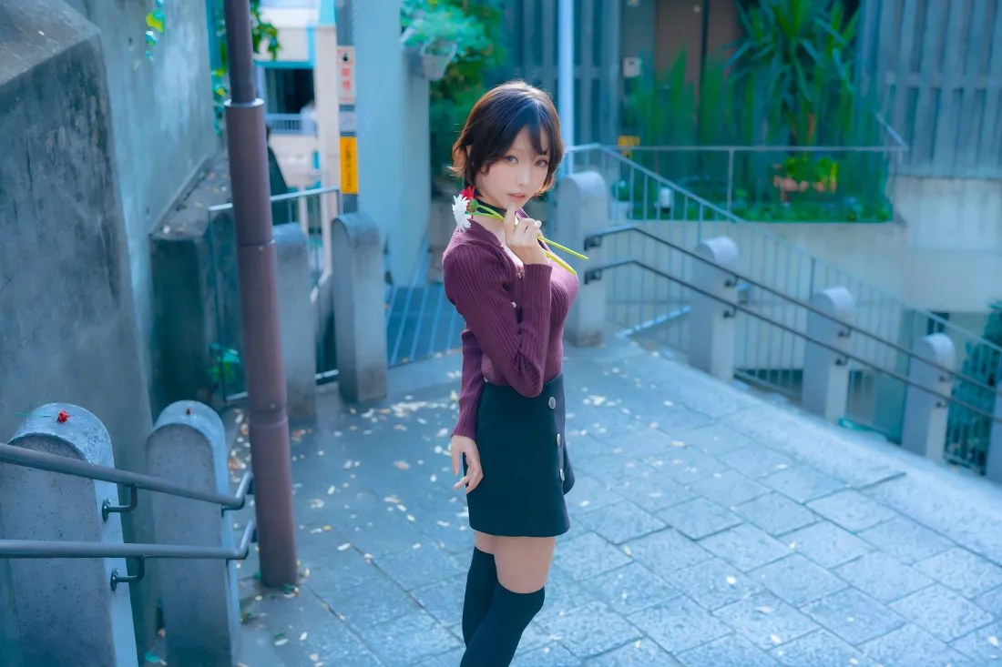 10k街拍短发美女壁纸｜户外街道背景图片 - 性感穿搭「哲风壁纸」