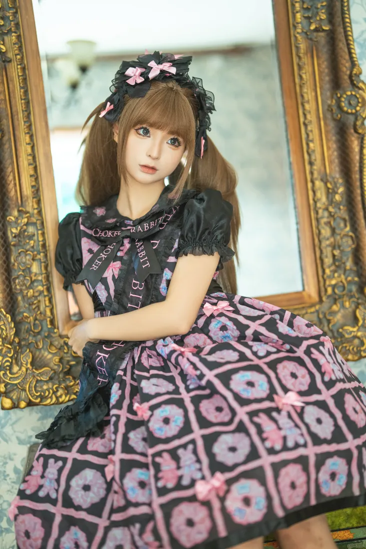 洛丽塔手机壁纸｜少女背景图片 - 粉色格裙「哲风壁纸」