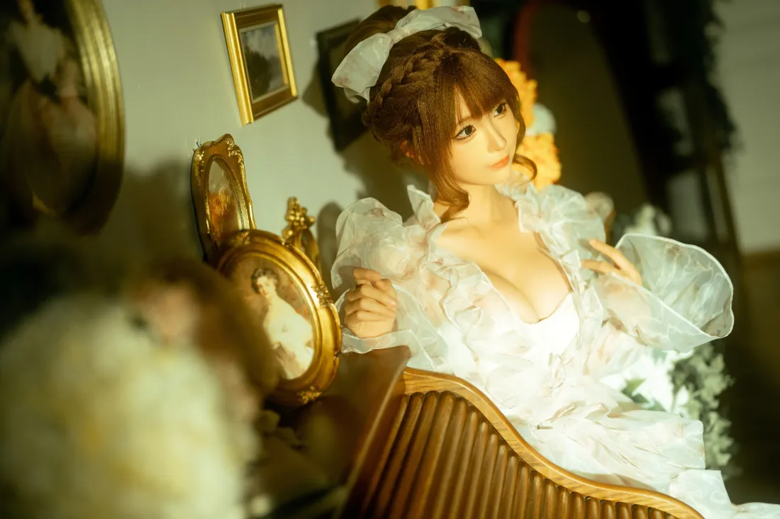 5k复古少女壁纸｜欧式室内背景图片 - 白色纱裙「哲风壁纸」