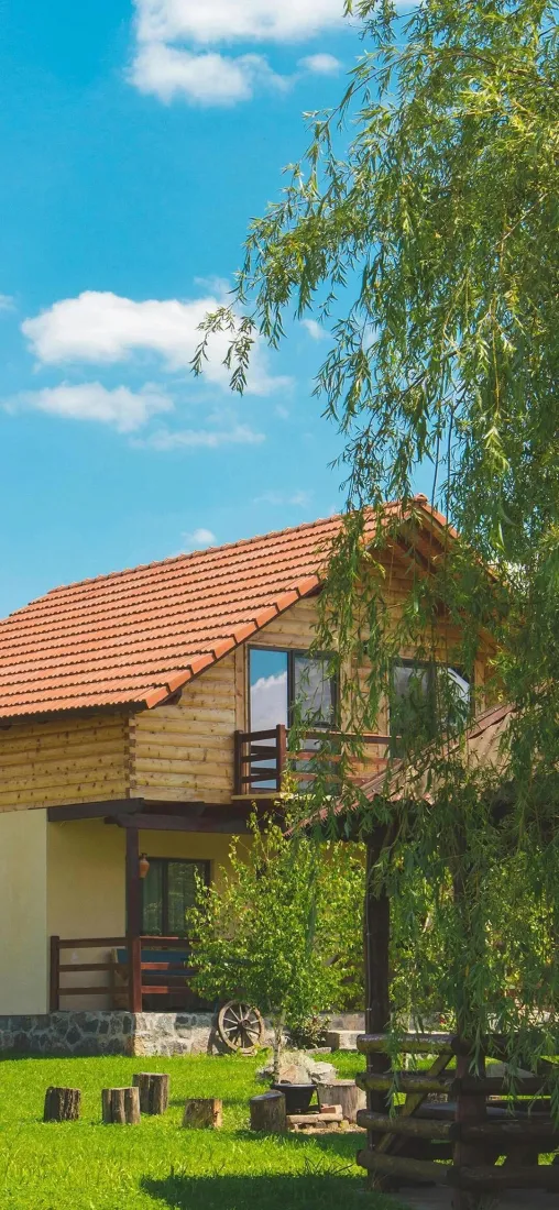 乡村木屋手机壁纸｜风景背景图片 - 晴天郊外「哲风壁纸」