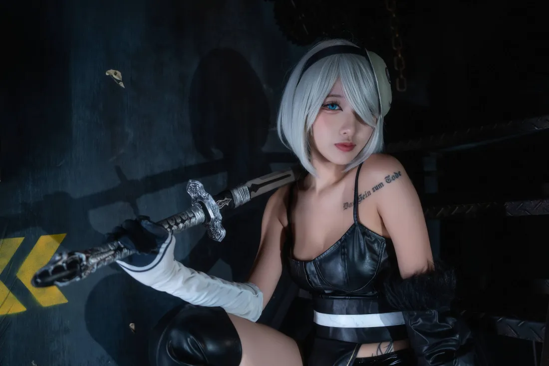 3k2Bcos壁纸｜夜晚背景图片 - 银发武士「哲风壁纸」