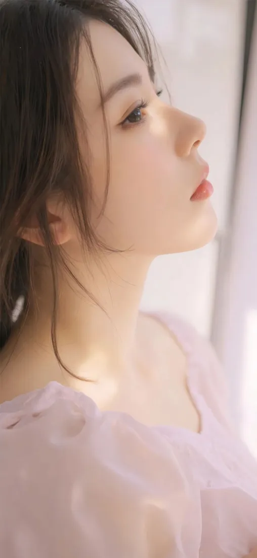 气质长发美女手机壁纸｜窗边柔光背景图片 - 仙气侧颜「哲风壁纸」