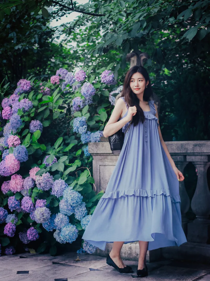 温柔女生手机壁纸｜紫色花丛背景图片 - 绣球花「哲风壁纸」