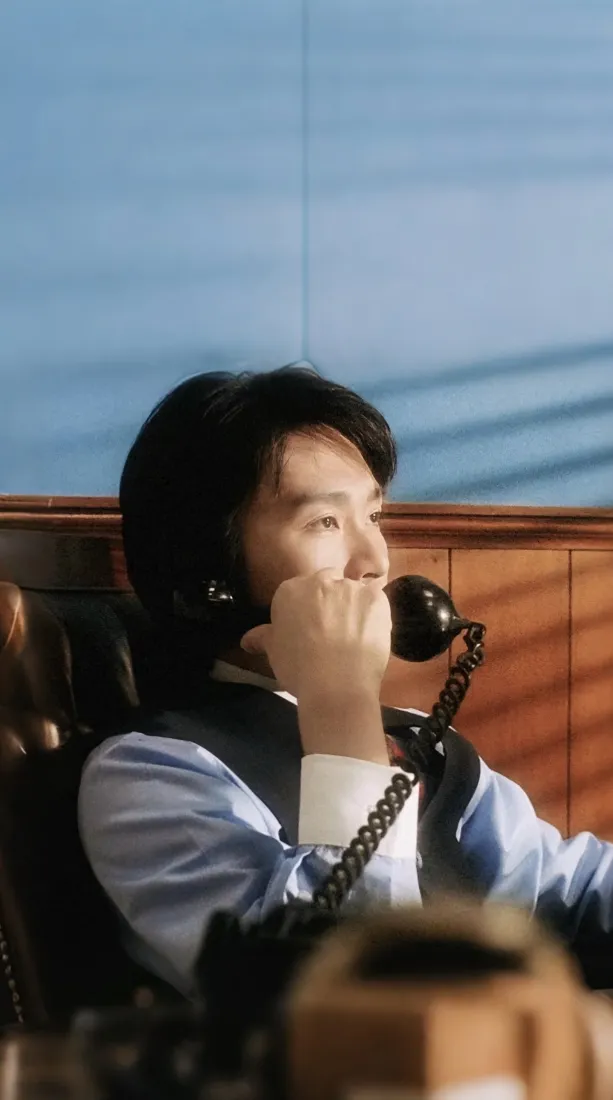 周星驰手机壁纸｜经典港片背景图片 - 打电话「哲风壁纸」