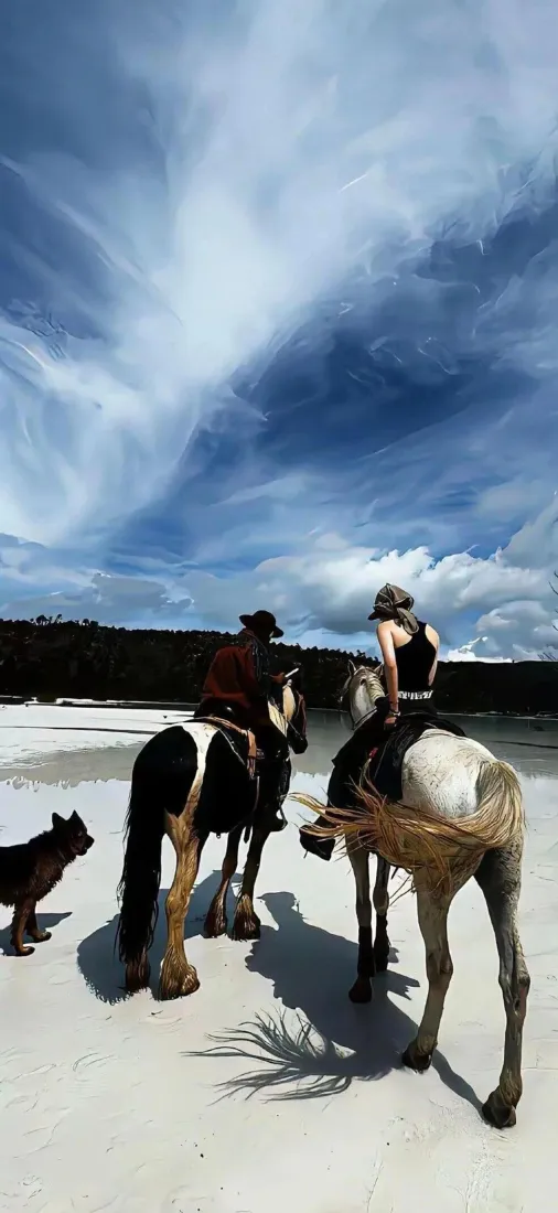 骑马旅行手机壁纸｜旷野沙地背景图片 - 蓝天马驹「哲风壁纸」