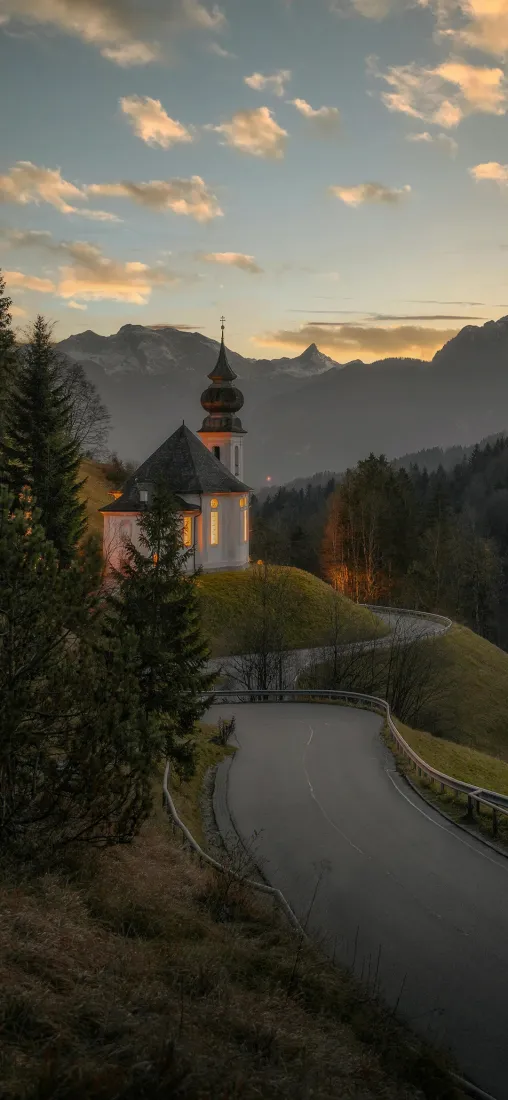 城堡黄昏手机壁纸｜风景背景图片 - 山间道路「哲风壁纸」
