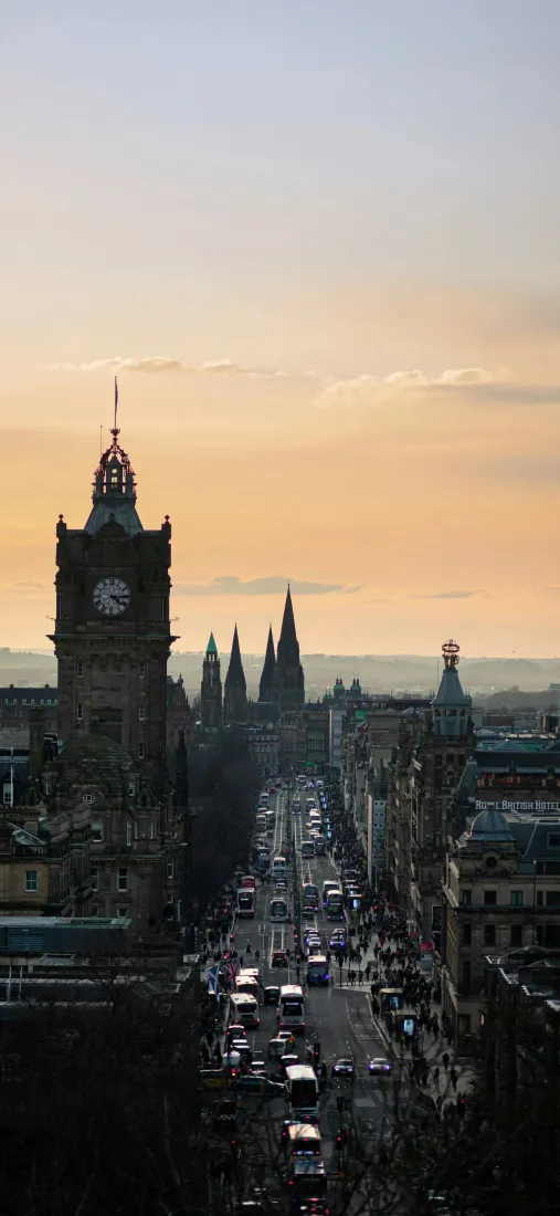 城市黄昏手机壁纸｜城市道路背景图片 - 街景「哲风壁纸」