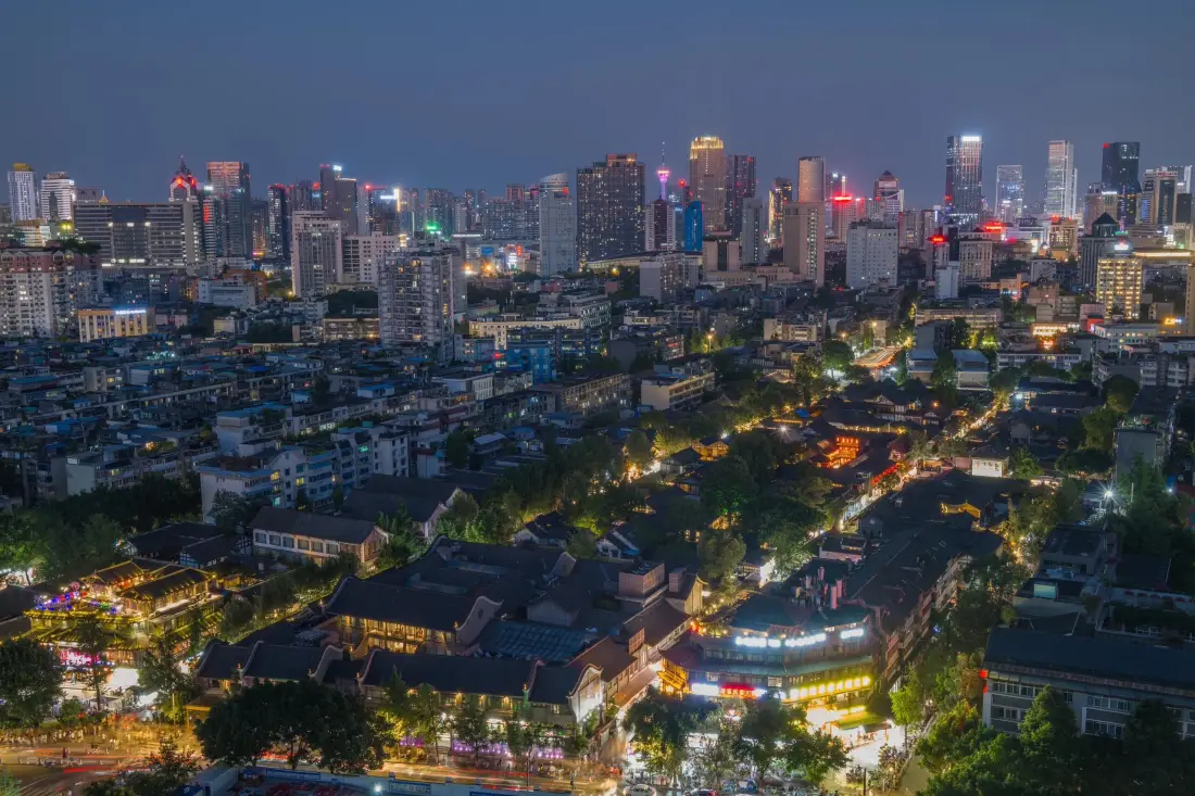 3k城市夜景壁纸｜俯瞰现代都市背景图片 - 暮色「哲风壁纸」