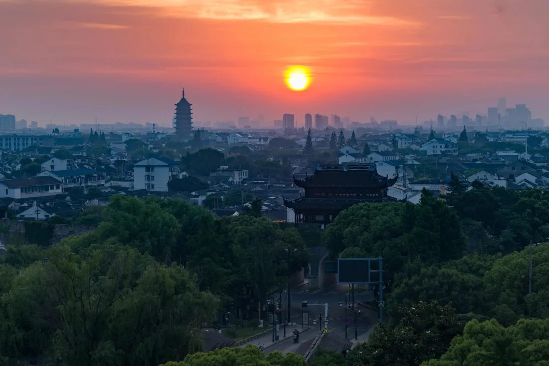 3k古城日落壁纸｜城市风景背景图片 - 古塔黄昏「哲风壁纸」