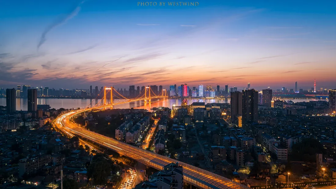 2k城市黄昏壁纸｜江桥背景图片 - 都市「哲风壁纸」