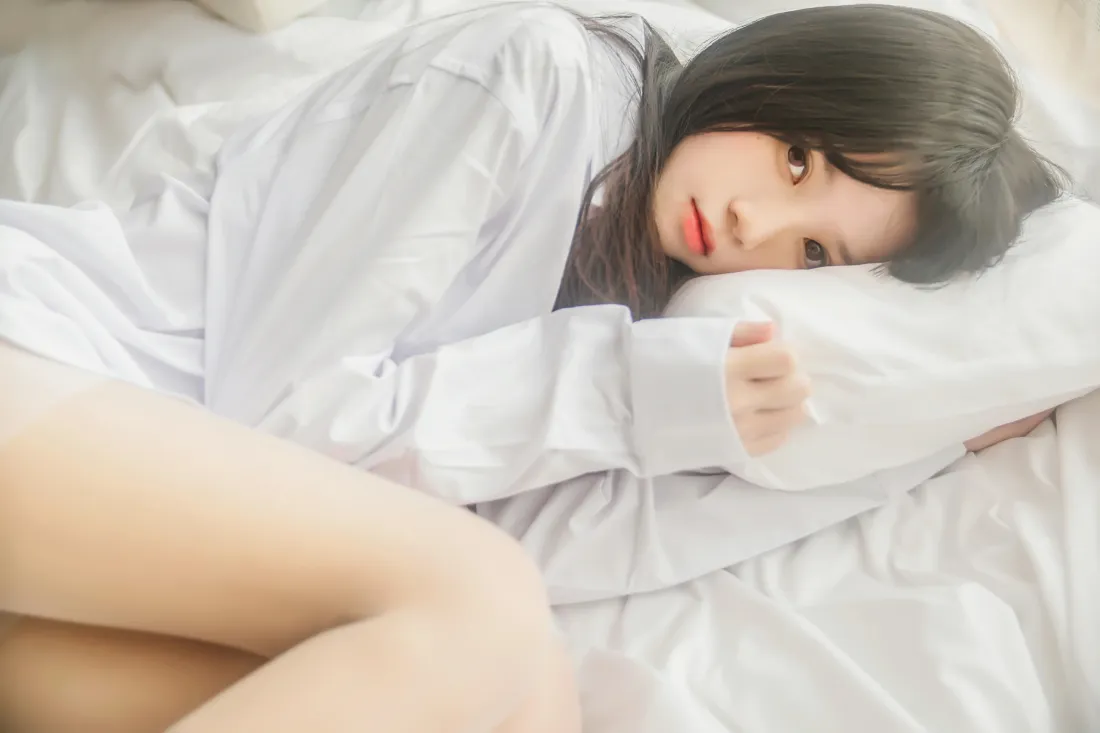 6k桜桃喵壁纸｜卧室背景图片 - 可爱清纯少女「哲风壁纸」