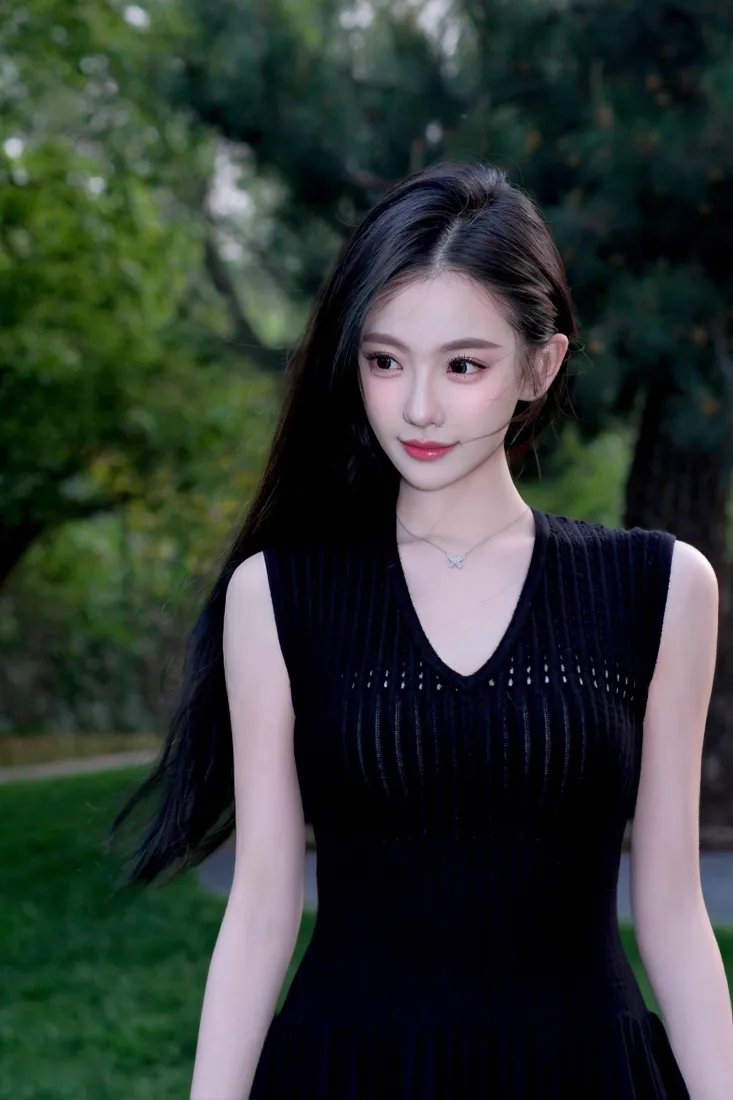 黑发美女手机壁纸｜户外背景图片 - 清新「哲风壁纸」