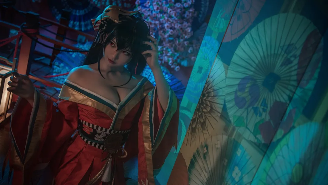 2k伊喵君壁纸｜和风背景图片 - 红色和服cos「哲风壁纸」