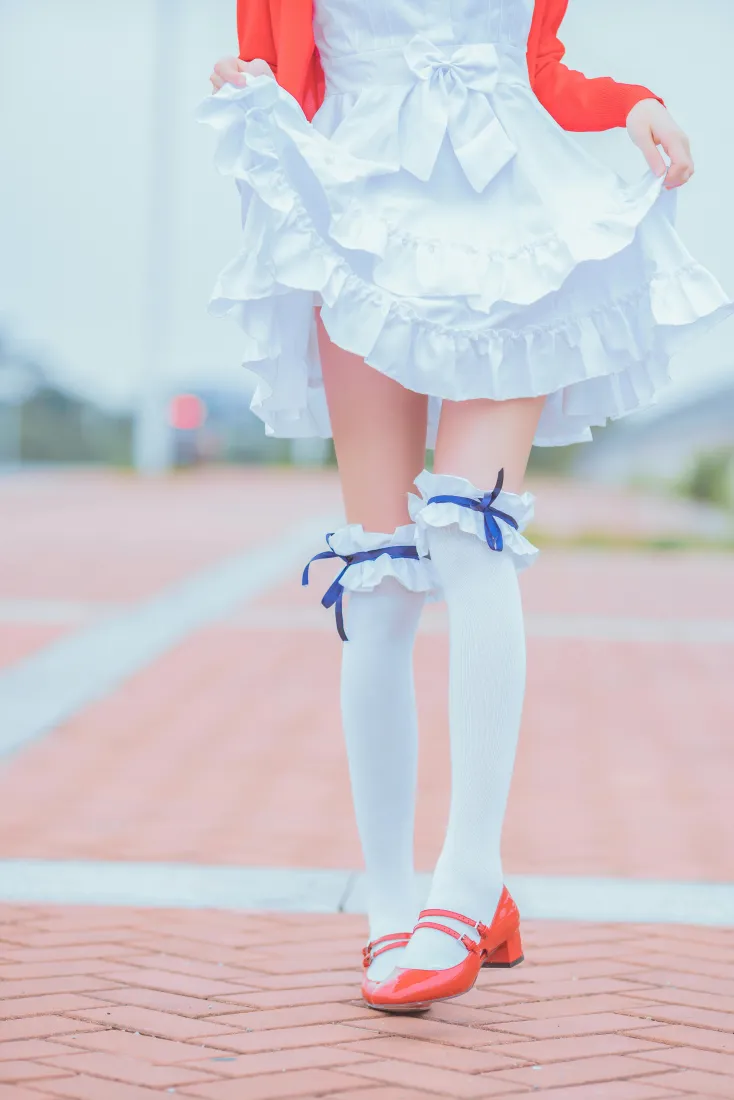 桜桃喵手机壁纸｜加藤惠背景图片 - 白丝cosplay「哲风壁纸」