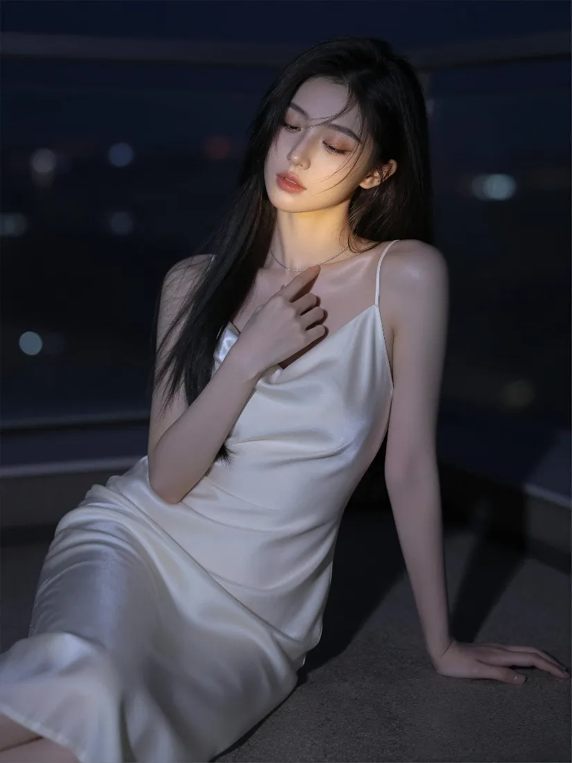 氛围感美女手机壁纸｜夜景背景图片 - 纯欲女神「哲风壁纸」