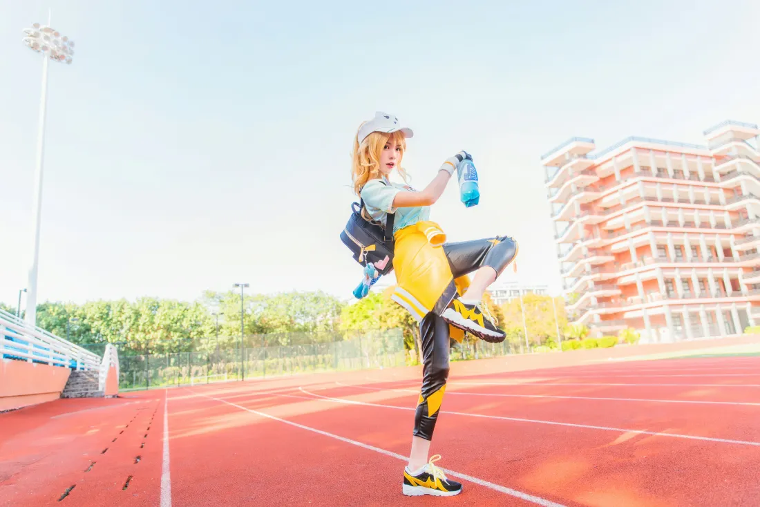 8k桜桃喵壁纸｜运动场背景图片 - 王者荣耀花木兰「哲风壁纸」