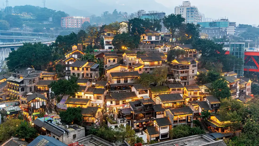 3k重庆壁纸｜山城背景图片 - 老街傍晚风光「哲风壁纸」