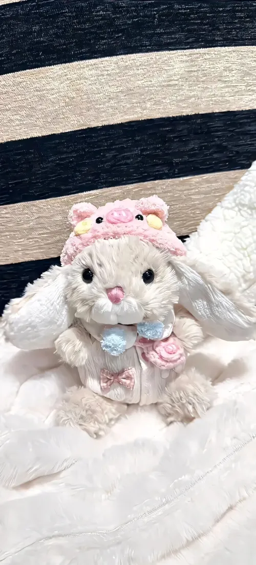 玩偶兔子手机壁纸｜可爱背景图片 - 毛绒公仔「哲风壁纸」