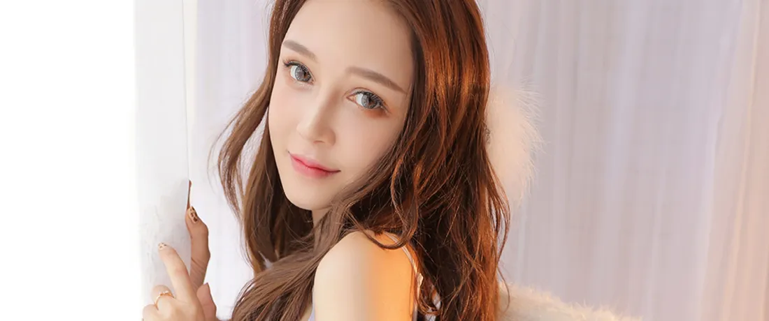 3k长发美女壁纸｜室内背景图片 - 粉色「哲风壁纸」