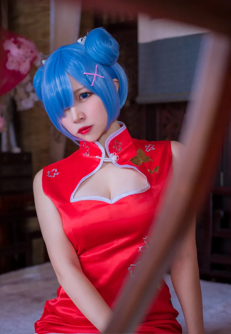 蕾姆手机壁纸｜cosplay背景图片 - 红色旗袍「哲风壁纸」