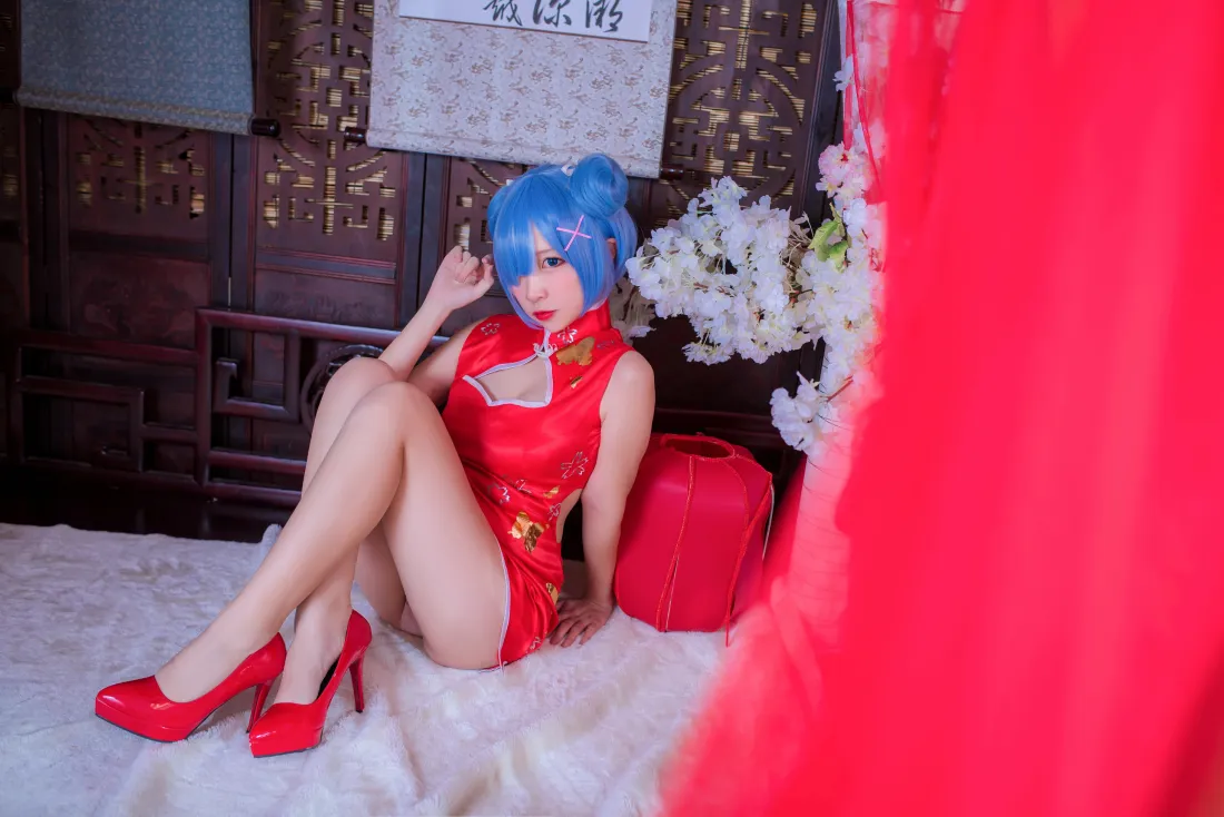 6k蕾姆壁纸｜红色旗袍背景图片 - 二佐Nisa性感cosplay「哲风壁纸」