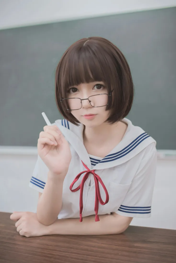 JK手机壁纸｜教室背景图片 - 水手服少女「哲风壁纸」