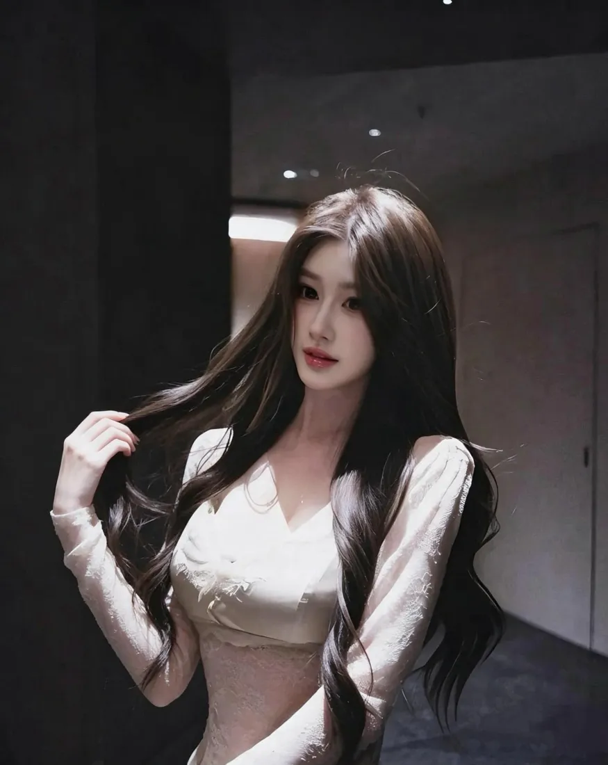 长发美女手机壁纸｜室内背景图片 - 纯欲御姐「哲风壁纸」