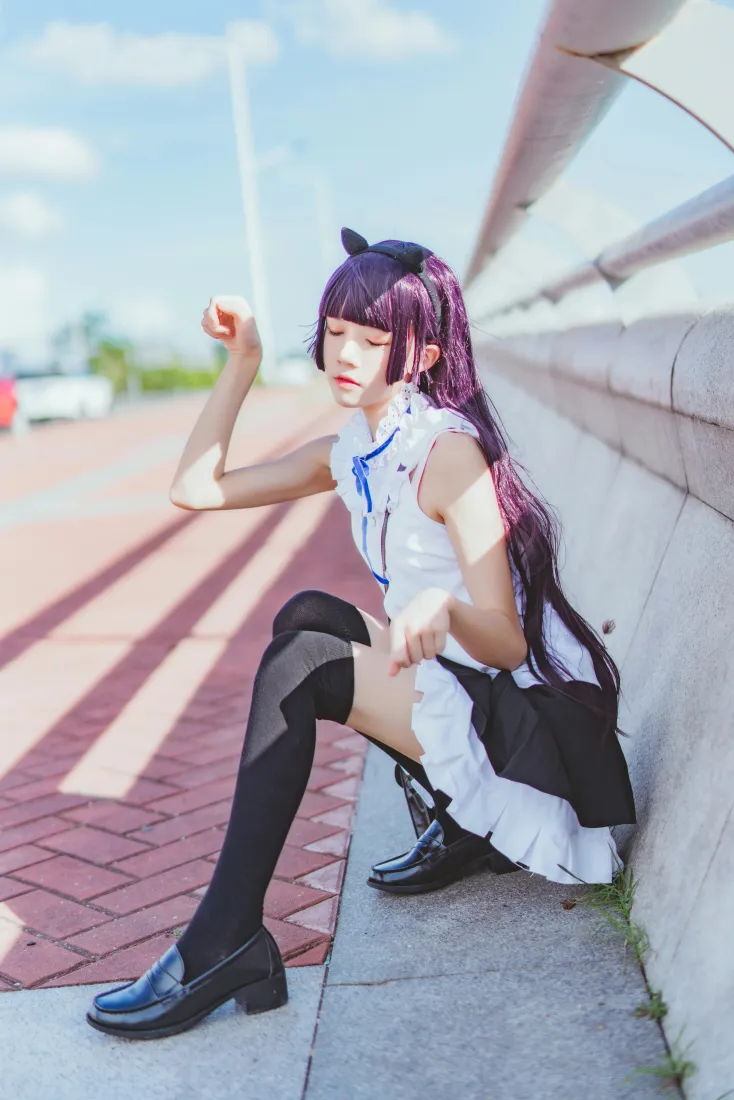 桜桃喵扮演黑猫手机壁纸｜户外少女背景图片 - 甜美穿搭「哲风壁纸」