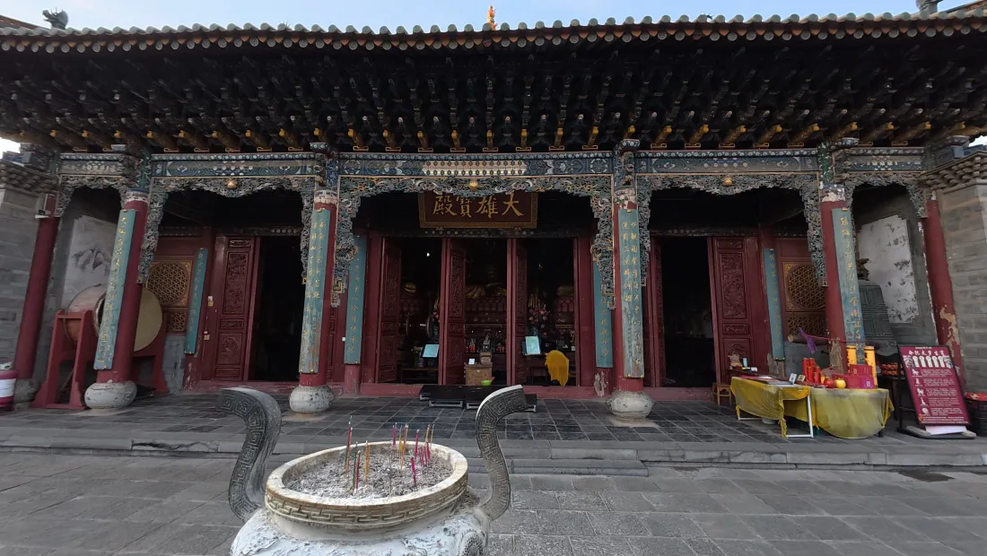 4k古寺庙宇壁纸｜中式古建背景图片 - 香炉焚香场景「哲风壁纸」