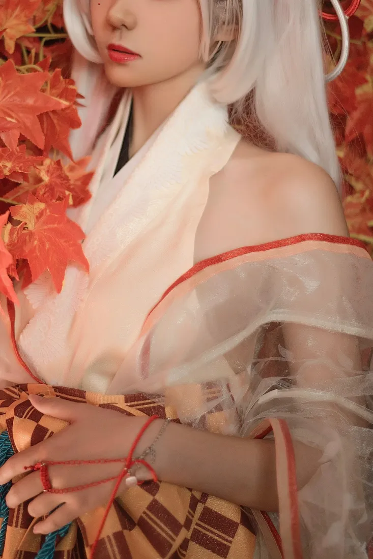 阴阳师不知火手机壁纸｜枫叶背景图片 - 南桃Momoko「哲风壁纸」