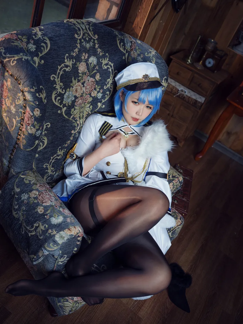 恰巴耶夫手机壁纸｜麻花酱cosplay背景图片 - 黑丝制服「哲风壁纸」