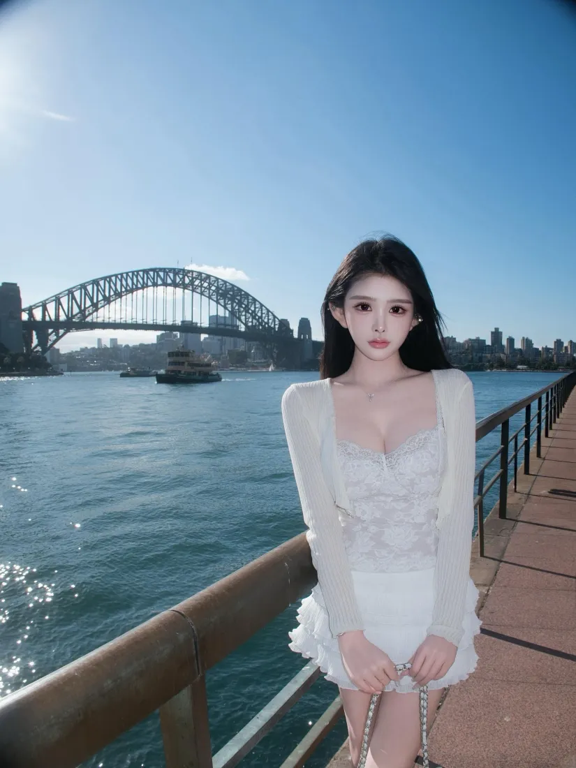 悉尼海港大桥美女手机壁纸｜海边栈道背景图片 - 清爽氛围感「哲风壁纸」