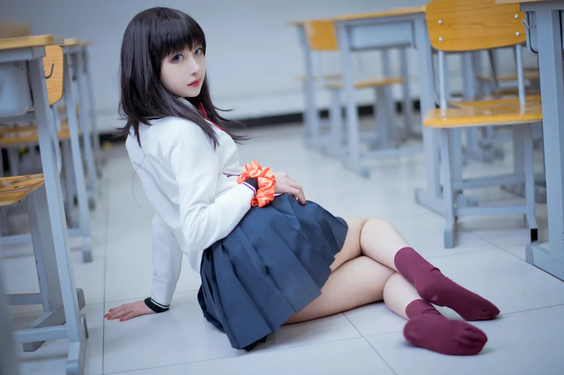 4k宝多六花壁纸｜JK教室场景背景图片 - Shika小鹿鹿cosplay「哲风壁纸」