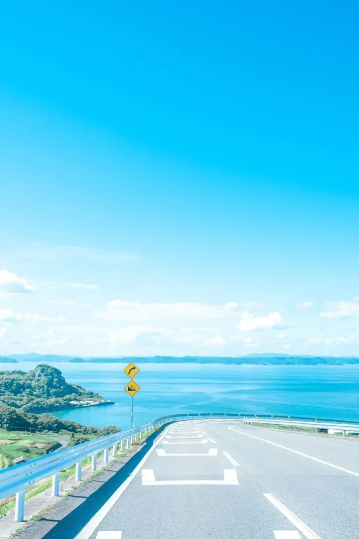 滨海公路手机壁纸｜蓝色海边背景图片 - 晴朗自然风光「哲风壁纸」