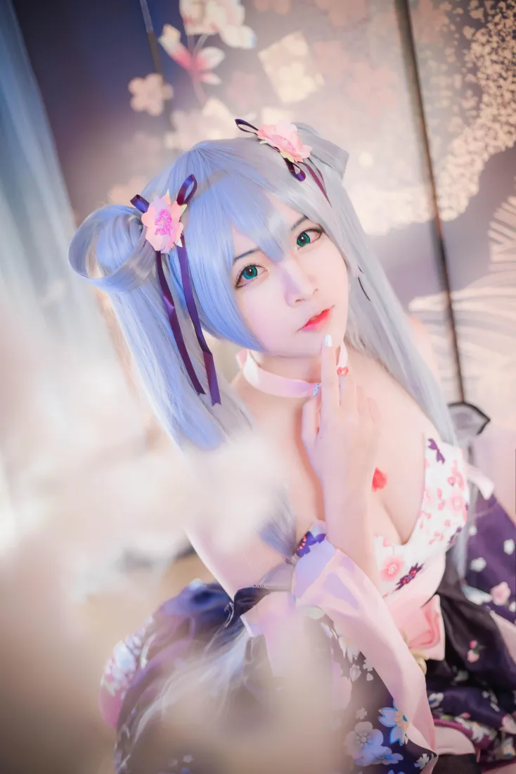 樱花初音手机壁纸｜二佐Nisa角色扮演背景图片 - 樱花元素「哲风壁纸」