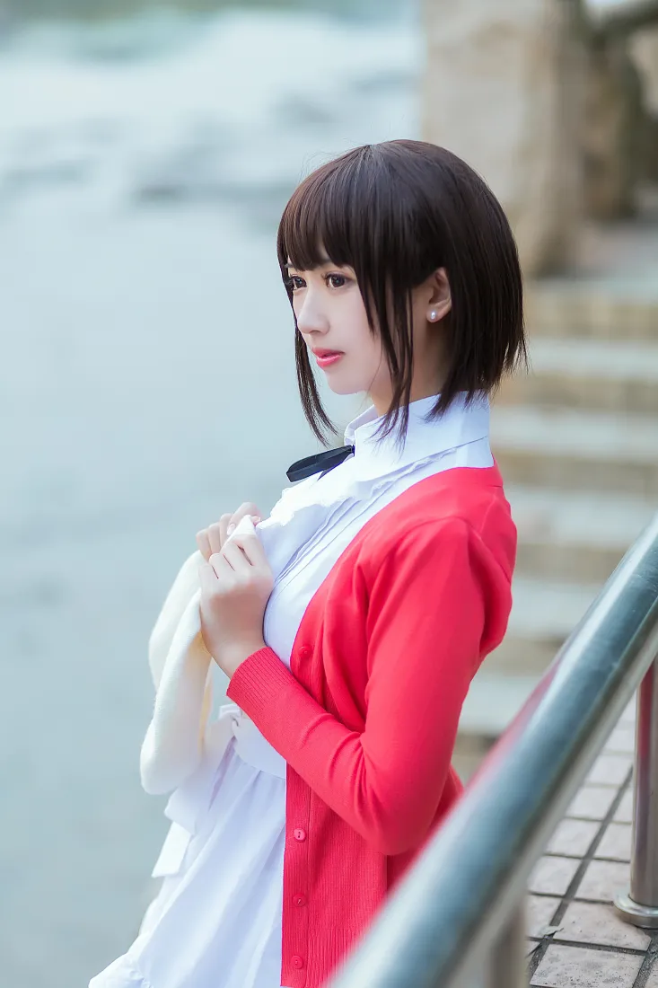 加藤惠手机壁纸｜cosplay湖边背景图片 - 鳗鱼霏儿「哲风壁纸」
