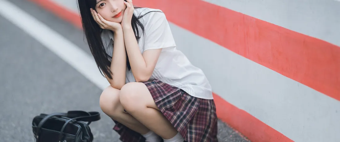 3kJK少女壁纸｜户外街头背景图片 - 制服清新写真「哲风壁纸」
