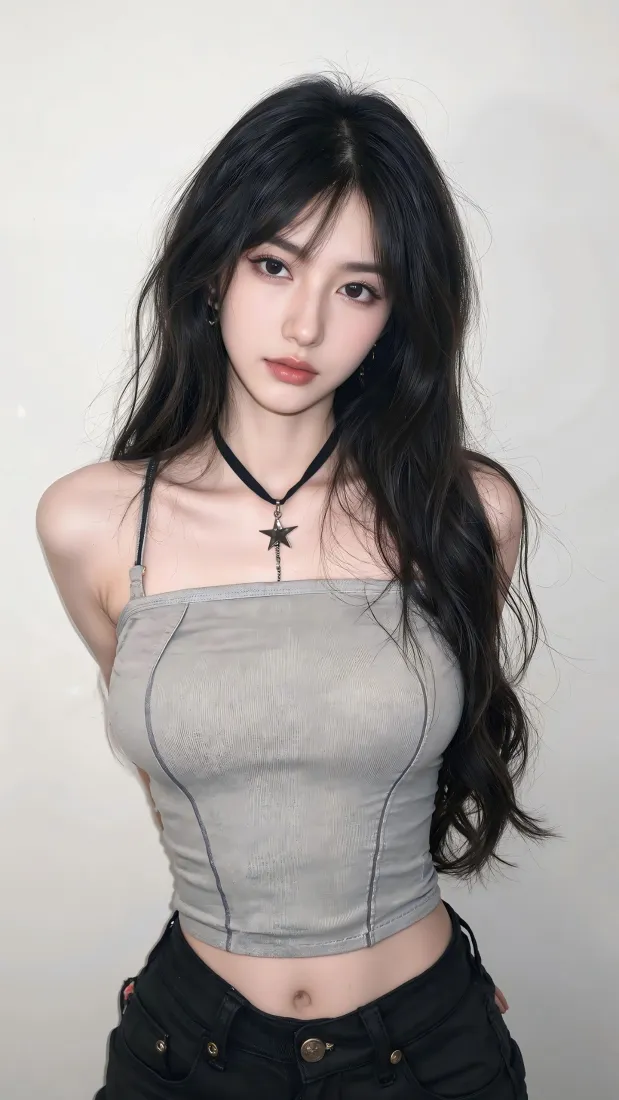 甜酷美女手机壁纸｜灰色吊带上衣背景图片 - 时尚氛围感写真「哲风壁纸」