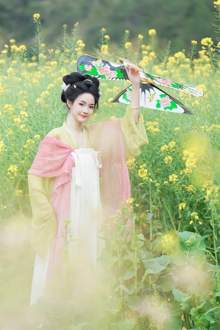 汉服美女手机壁纸｜油菜花海背景图片 - 古风写真「哲风壁纸」
