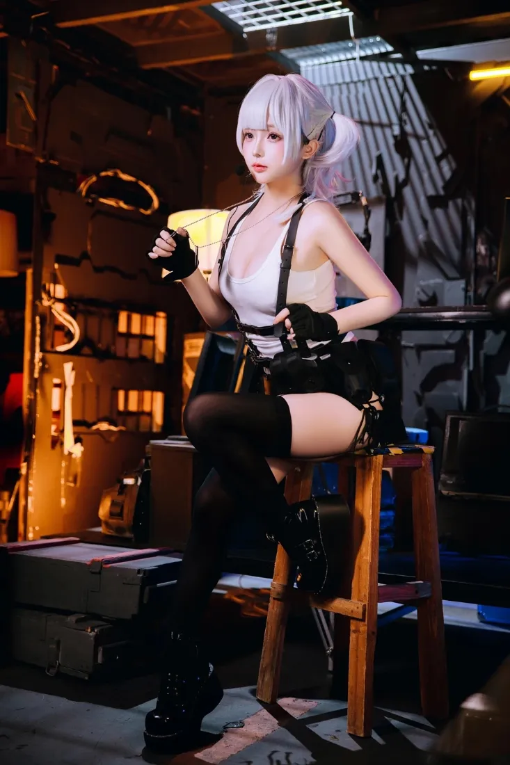 火花cos手机壁纸｜工业区背景图片 - 酷飒白发少女「哲风壁纸」