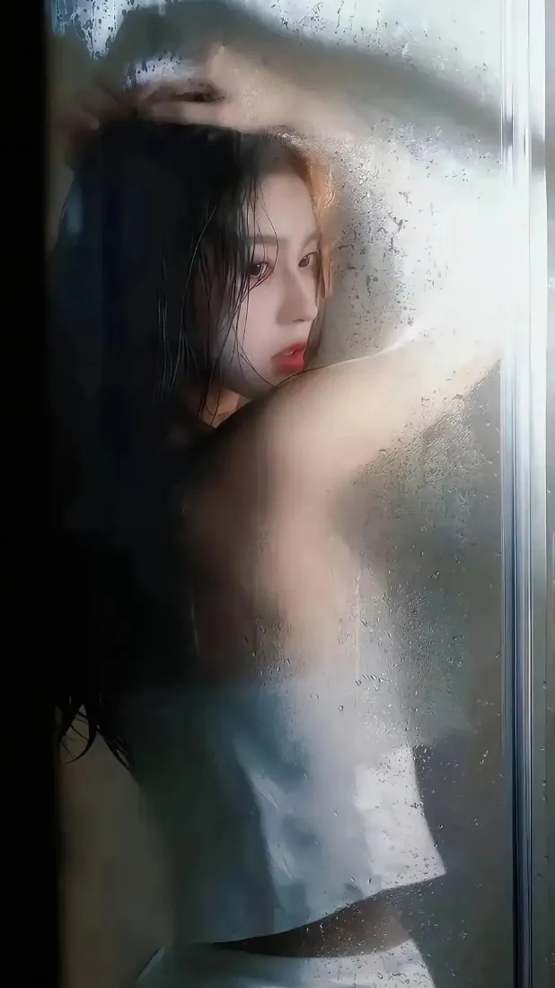 氛围感美女手机壁纸｜光影室内背景图片 - 时尚人像写真「哲风壁纸」