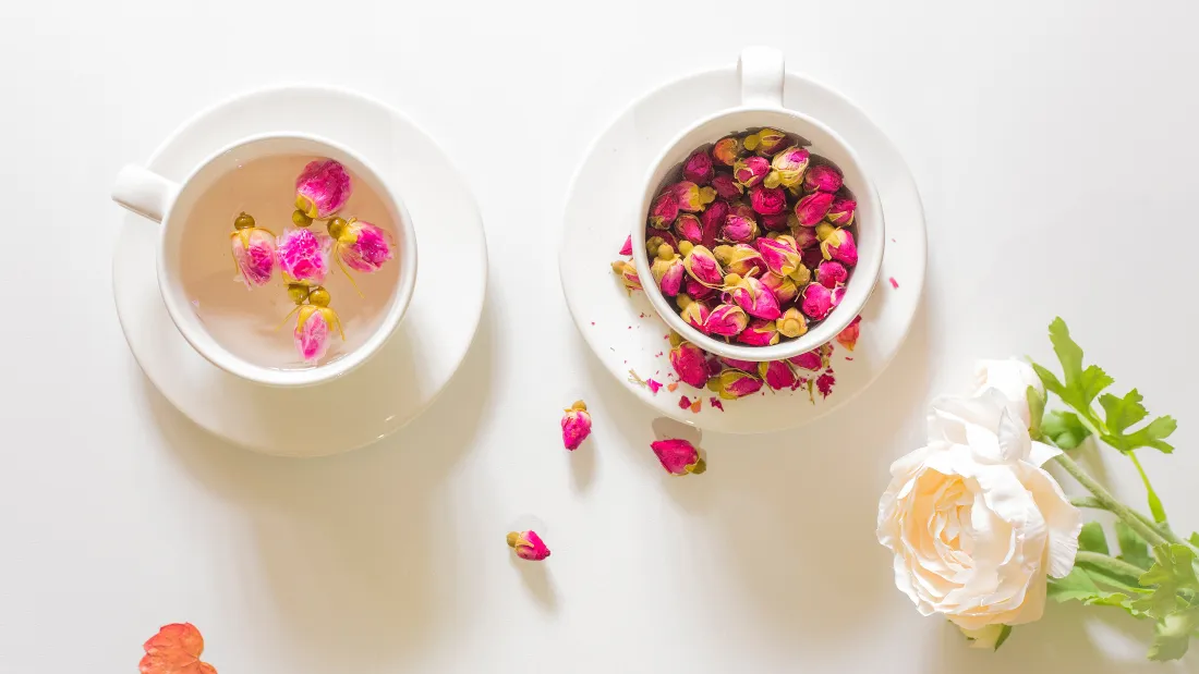 4k玫瑰花茶壁纸｜养生茶饮背景图片 - 美味休闲「哲风壁纸」