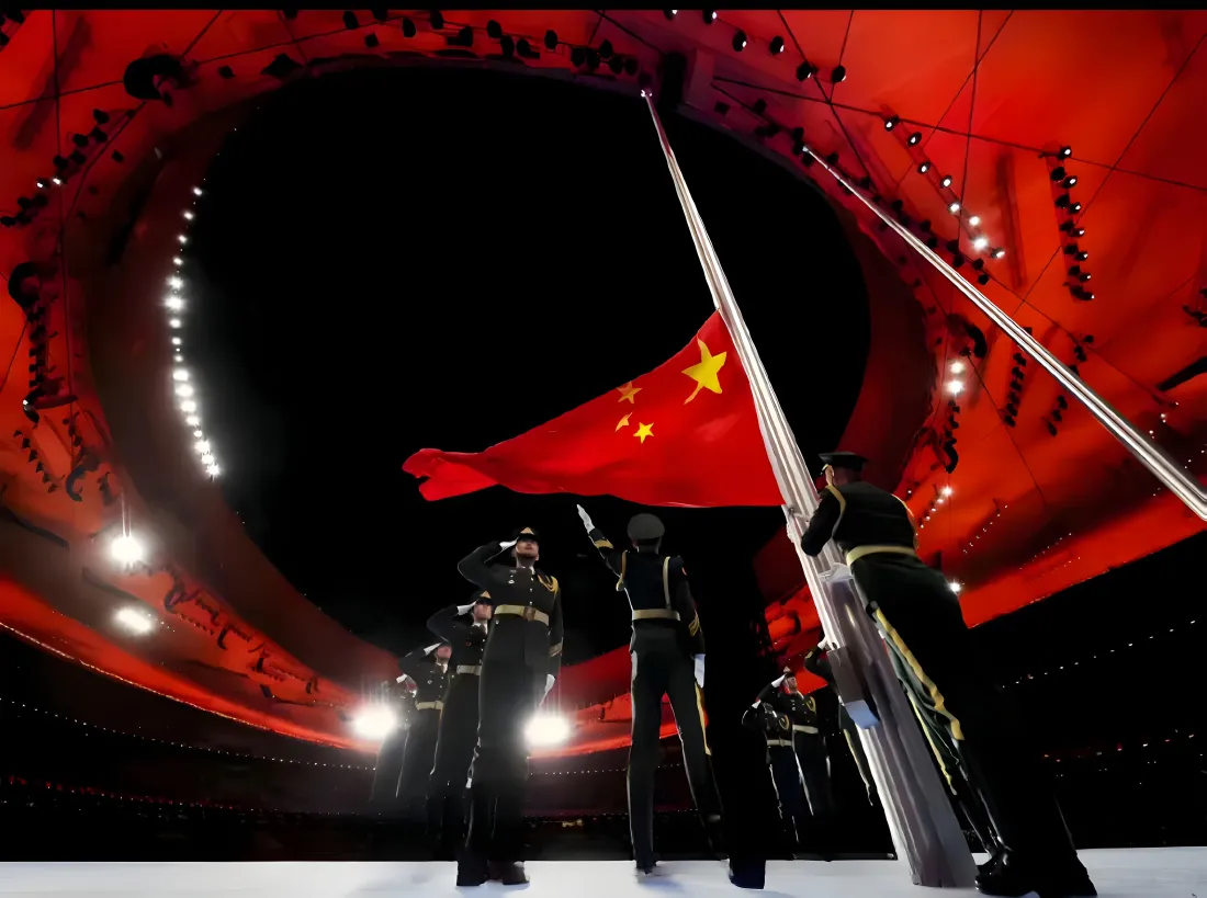 7k爱国壁纸｜五星红旗升国旗背景图片 - 军人敬礼庄重氛围「哲风壁纸」