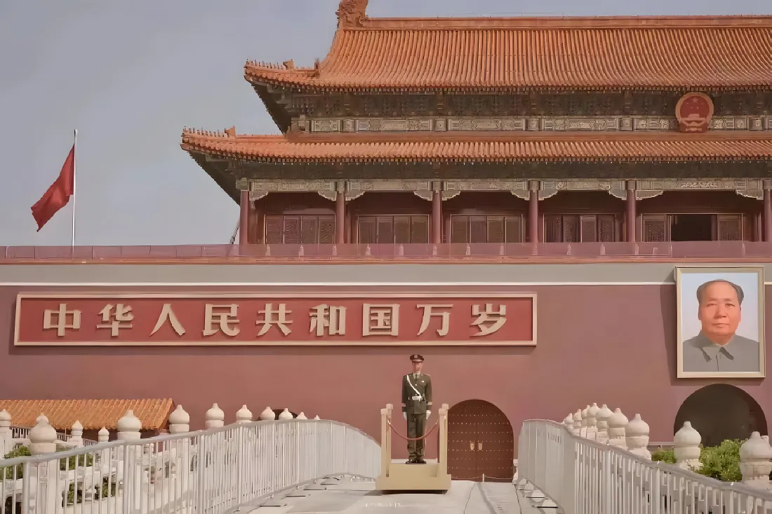 8k天安门壁纸｜爱国红色主题背景图片 - 庄严城市地标「哲风壁纸」
